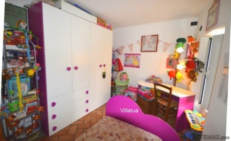 Village/town House - For Sale - - EUR..