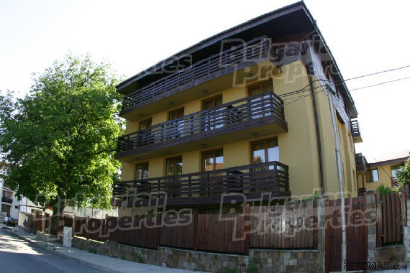 Furnished Apartment In Complex With Spa..