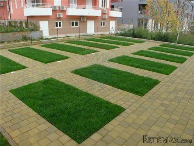 EKSKLUZIVNI APARTMAN U NOVIGRADU - 4