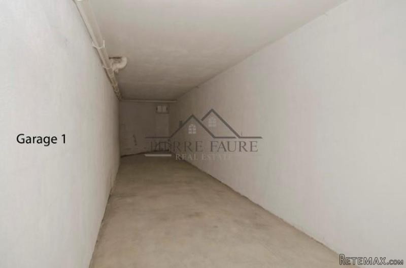 Garage - Gzira