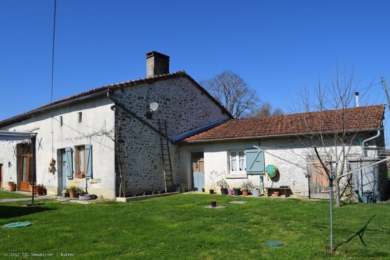Pretty 2 Bedroomed Cottage With Views - 2
