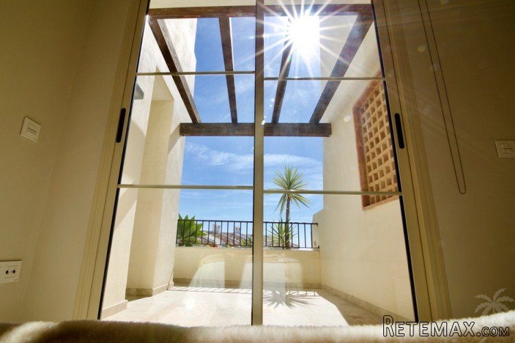 This apartment, located in the exclusive urbanization.. - 8