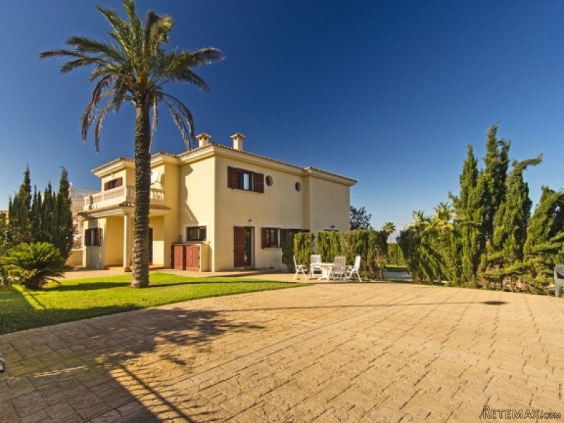 Bright Mediterranean Villa In Sa Torre - 2