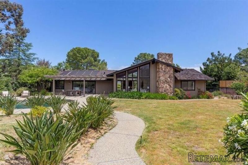 outstanding western hill views in..