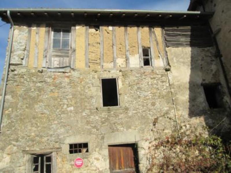 Large Property to Renovate - 2