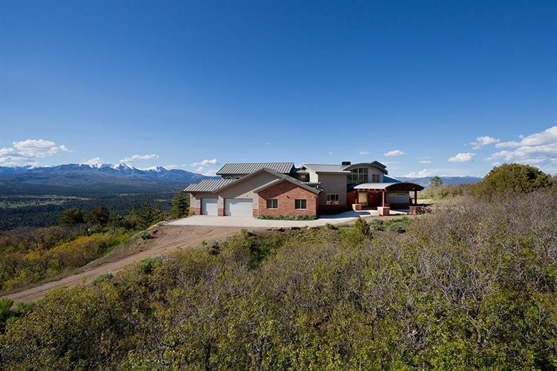 5 bedroom House For Sale: 1933 Deer.. - 2