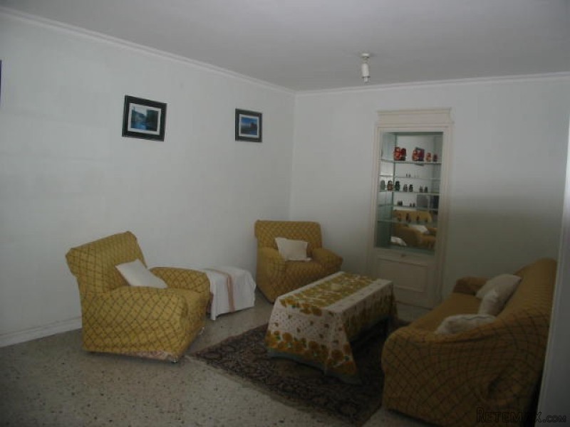 Flat, Luxurious Finish - 2