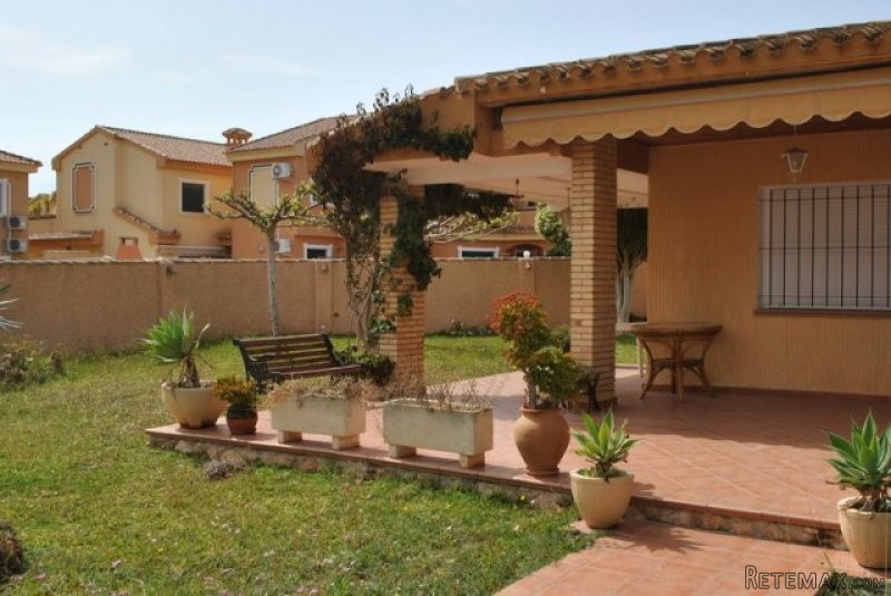 3 Bedrooms - Property - Alicante - For..