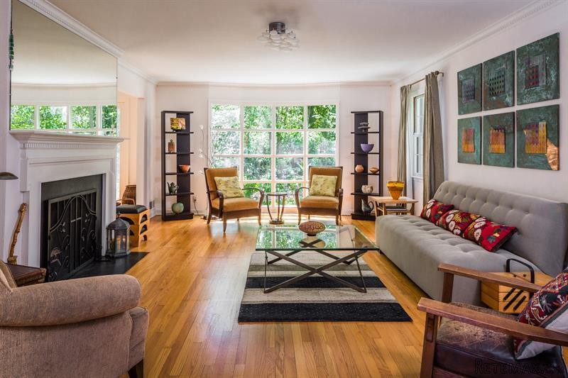2 bedroom House For Sale: 212 Boulder.. - 2