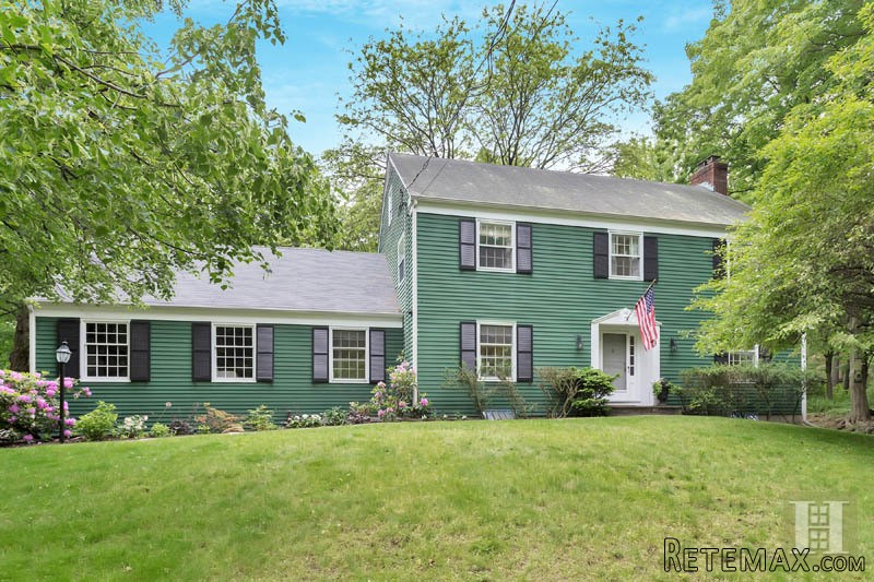 4 bedroom House For Sale: 46 LOCUST..