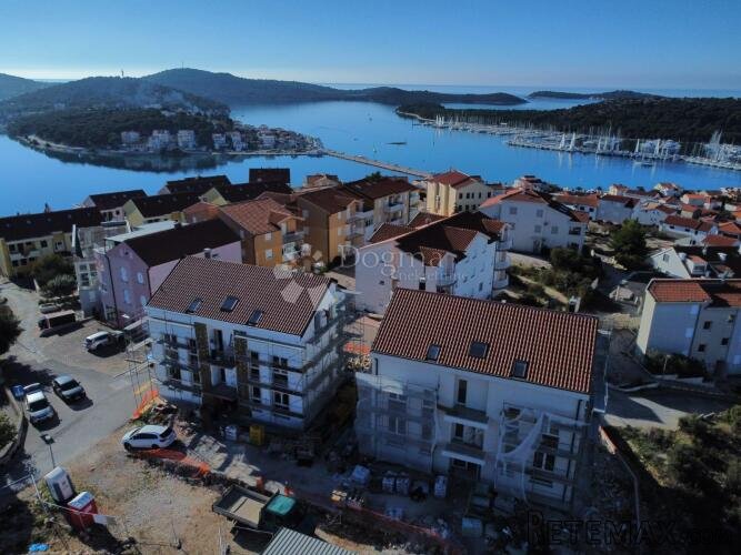 ROGOZNICA- STAN U PRIZEMLJU S LIJEPIM POGLEDOM S1