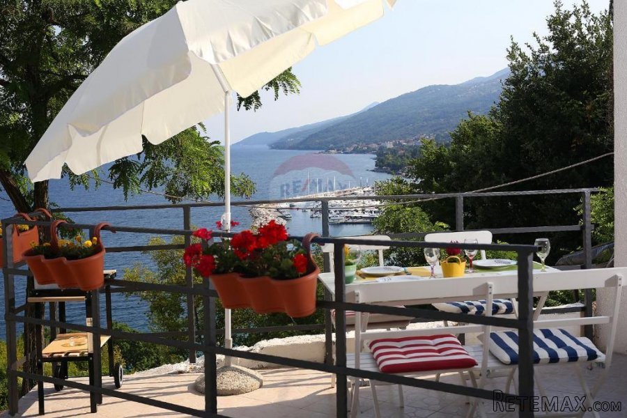 Opatija, dva stana i apartman kao cijelina - 2