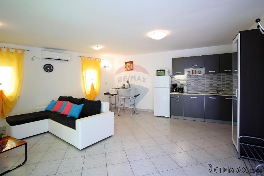 Opatija, dva stana i apartman kao cijelina - 3
