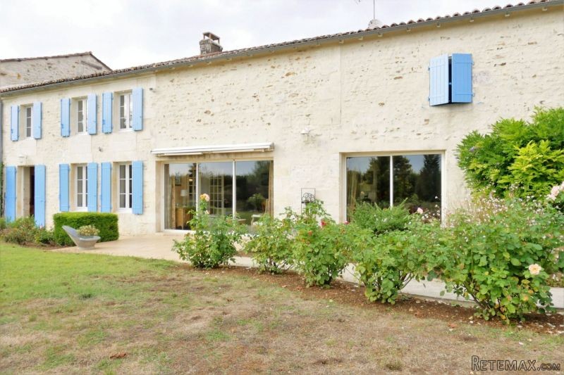 Sale House Saintes (17100) Pisany