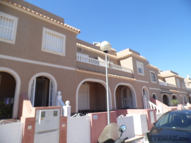 3 Bedrooms - Property - Alicante - For..