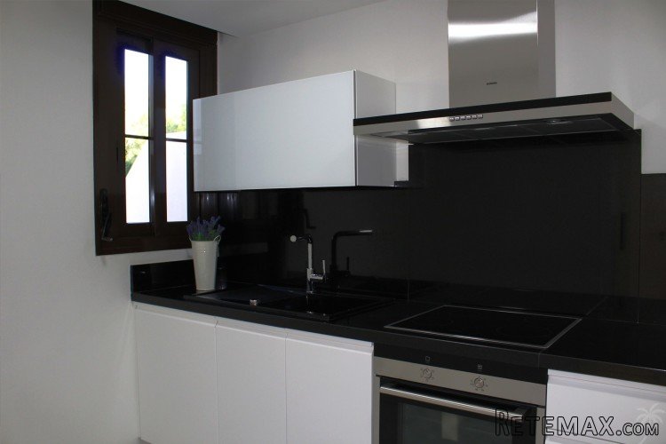 Magnificent semi-detached house with 3 bedrooms, terrace.. - 4