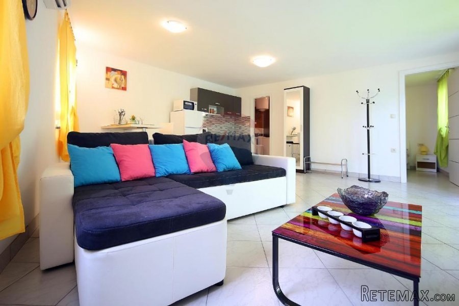 Opatija, dva stana i apartman kao cijelina - 5