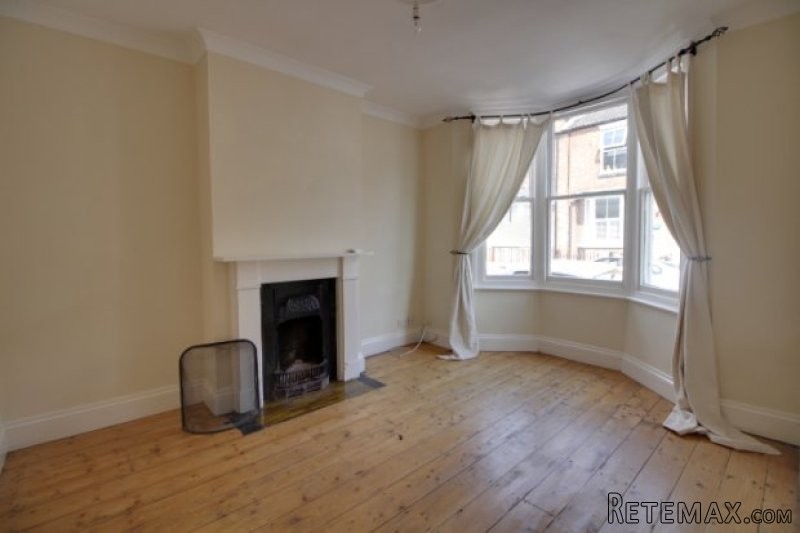 2 bedroom, Terraced House house for sale - 2