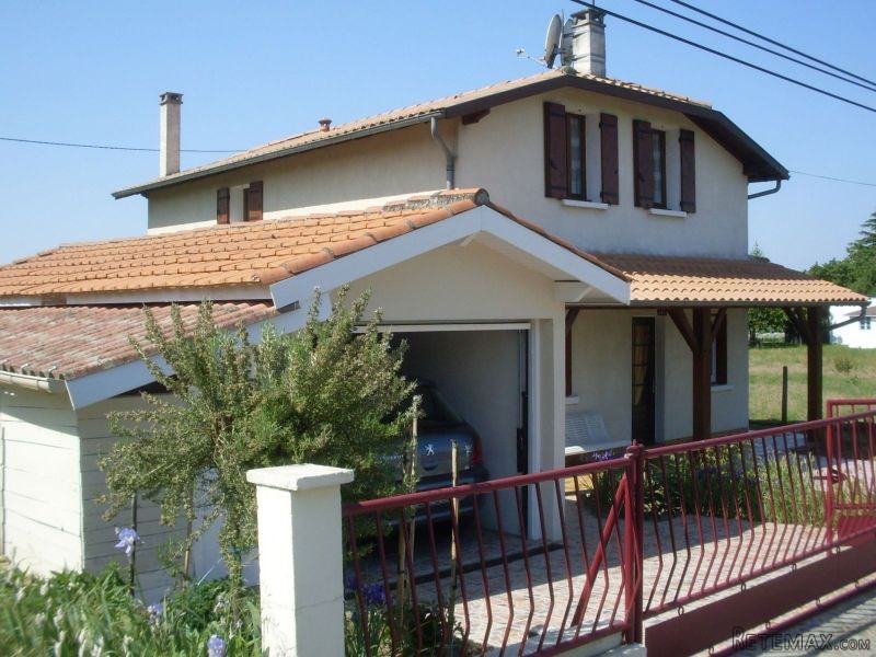 A Lovely Two Storey Property In Good.. - 2
