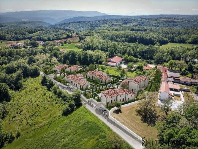 Novo! Prodaja velikog građevinskog zemljišta s projektom i.. - 4