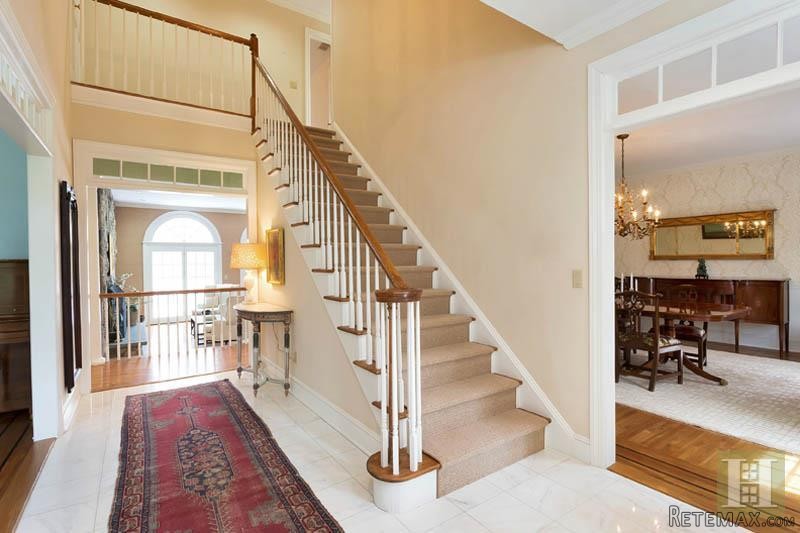 5 bedroom House For Sale: 91 SAWMILL.. - 2