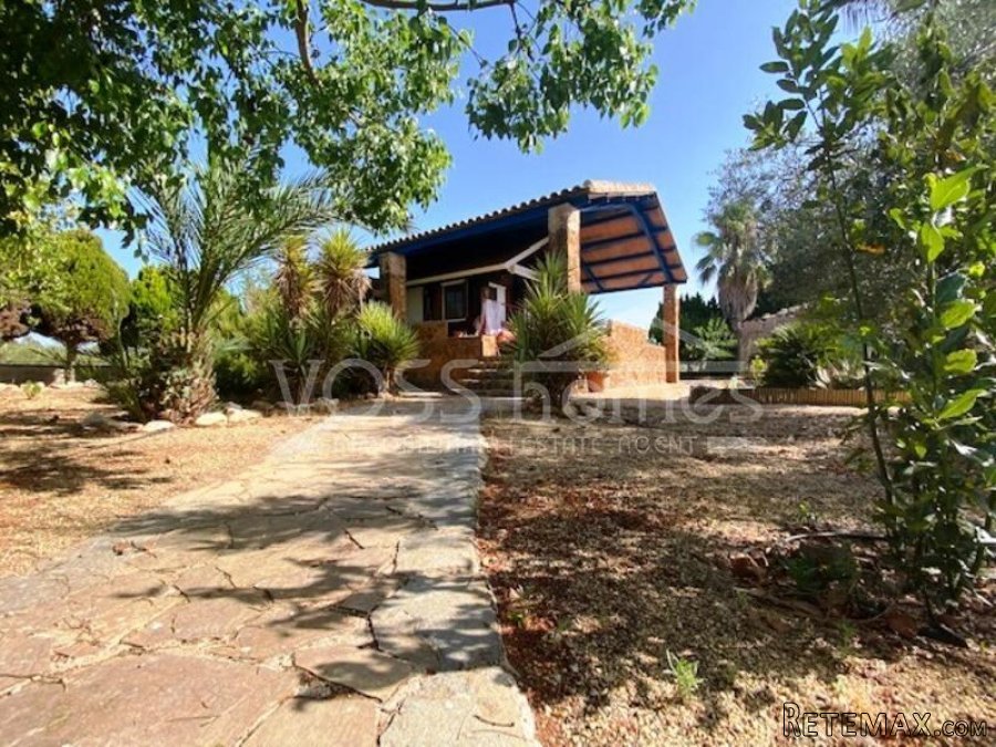 NEW TO VOSS HOMES - Cute country wood house with a huge..