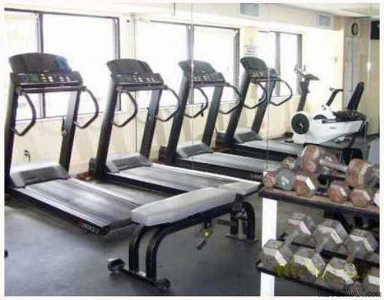 2 bedroom Flat For Sale: 5005 Collins.. - 2