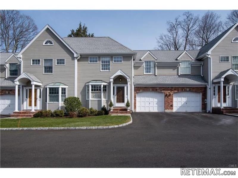 3 bedroom Apartment For Sale: 34 MEAD..