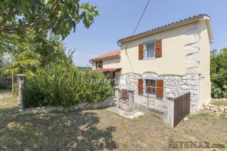 ISTRA - RABAC OKOLICA, autohtona istarska kamena kuća 11 km..