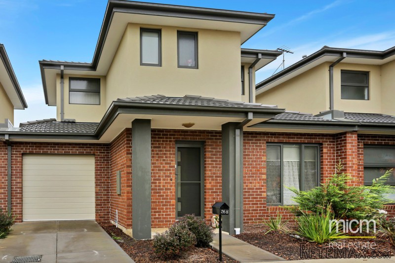 Embrace this Modern Kingsford Estate..