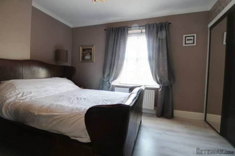 2 bedroom, End Of Terrace House house.. - 2