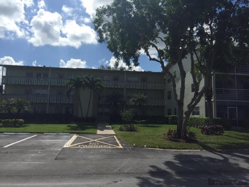300 Dorset H, Boca Raton, FL - $1,050