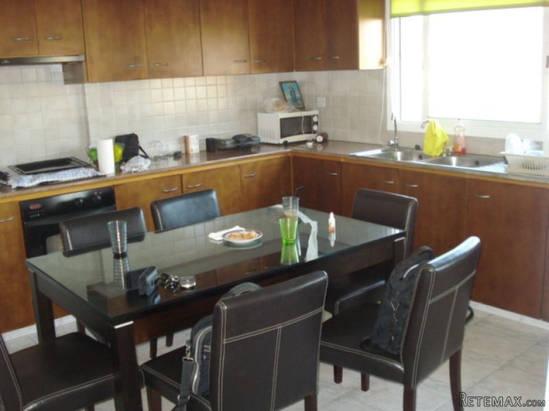 Two bedroom renovated apartment in..