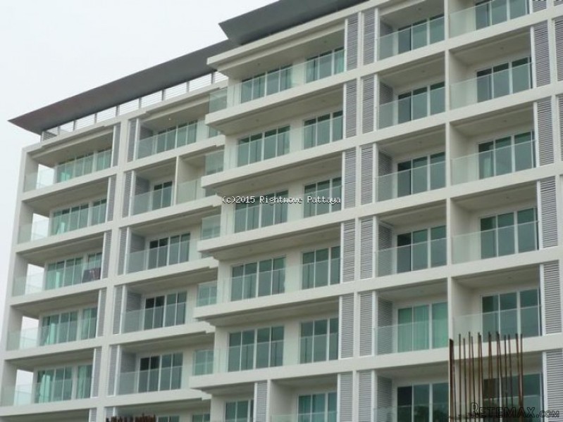 1 Bedroom Condo for sale in Pratumnak -..