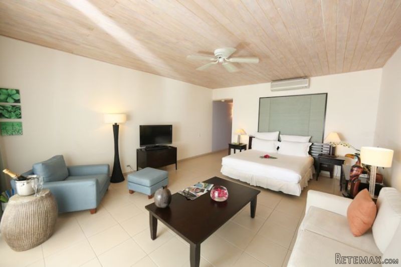 Carlisle Bay Apartment - 2