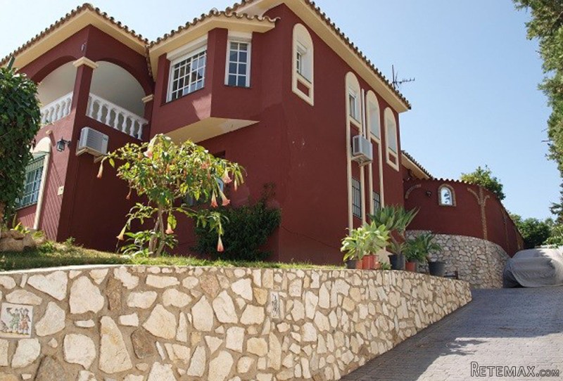 Villa For Sale In Mijas Costa