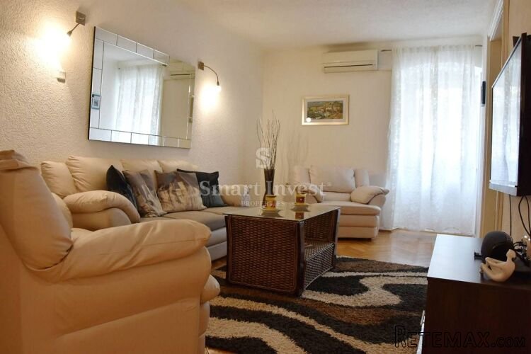 RIJEKA - CENTAR, lijepo uređen stan od 73 m2, 20 m do Korza!