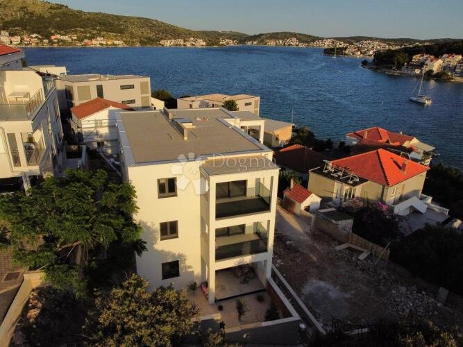 ROGOZNICA- PRIZEMLJE U NOVOGRADNJI 70M OD MORA - 2