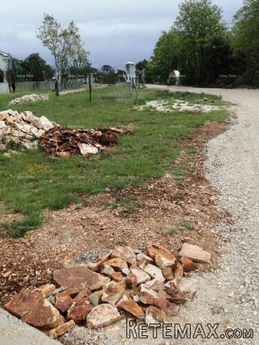 Duga Uvala, Građevinsko zemljište 425 m²