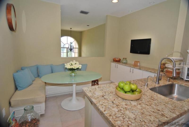 6221 Island #d, Boca Raton, FL -.. - 2