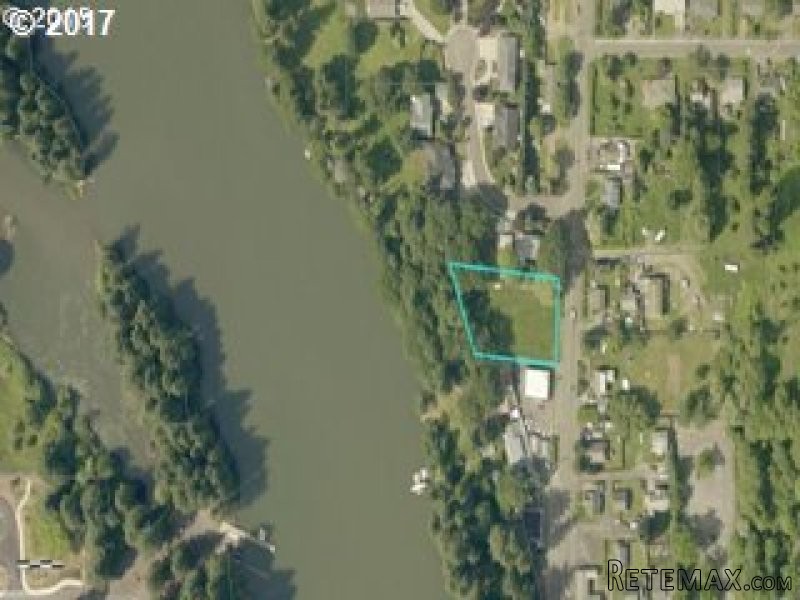 3631 NE EVERETT ST, Camas, Washington..