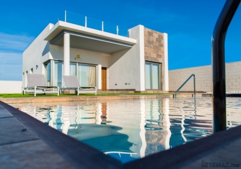 New Villas In Villamartin