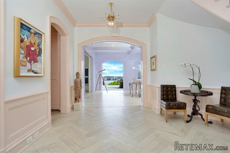6 bedroom House For Sale: 325 Shore.. - 2