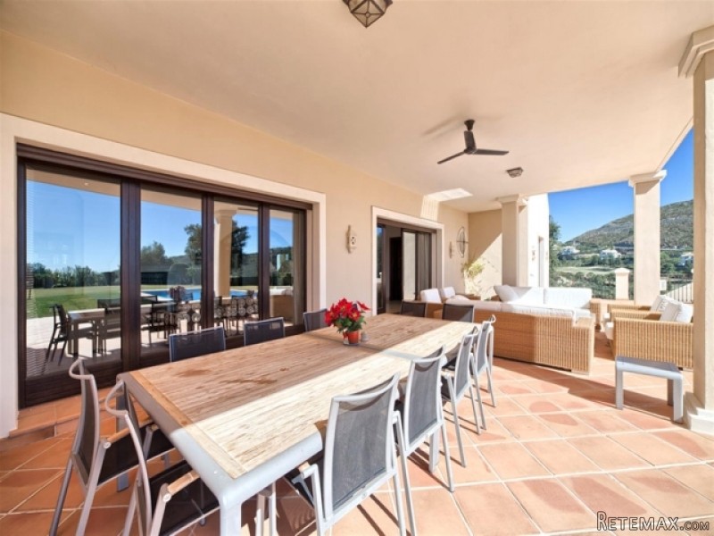 8 Bedroom Villa For Sale In Marbella.. - 2