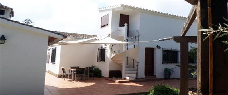 4 Bedrooms - Villa - Alicante - For Sale - 2