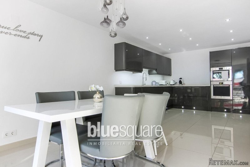 EXCLUSIVE. Exceptional 7 Bedroom 6.. - 2