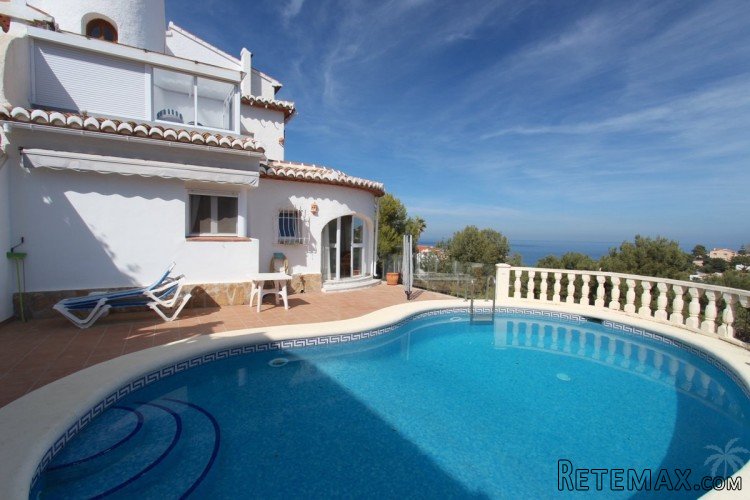 Large villa with spectacular sea views in Javea. - 2