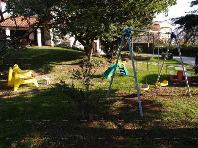 Ližnjan – Prostrana obiteljska kuća s velikim potencijalom - 2