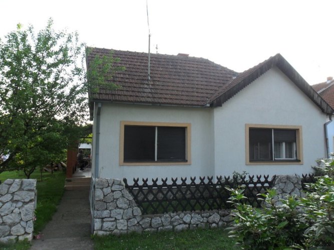 Prodajem kuću,extra povoljno!!!! - 2