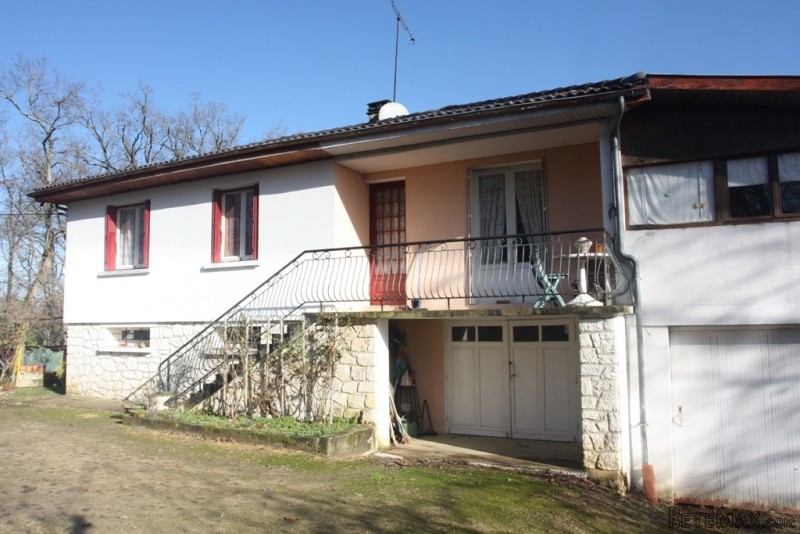 60's Villa For Sale With Garden..